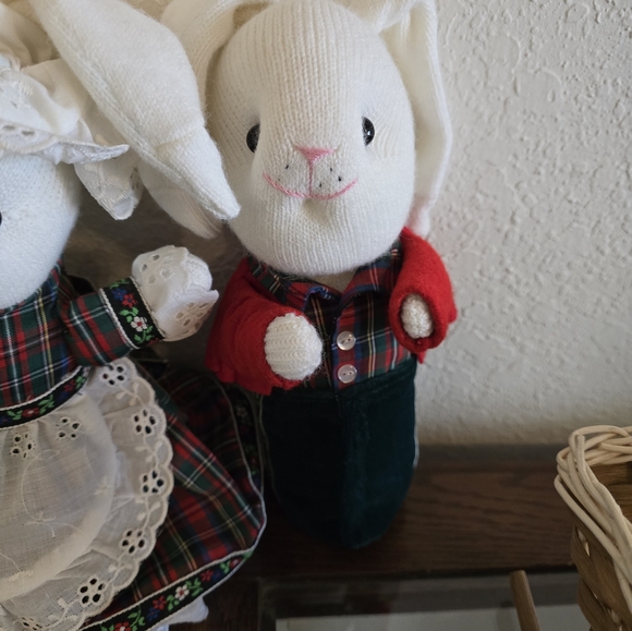 Vintage 6 piece sock bunnies holiday decor set. Mint Condition. - Picture 4 of 14